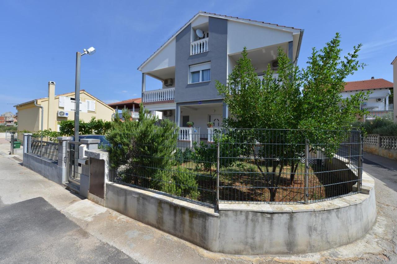 Apartmani L&R Bibinje Exterior photo