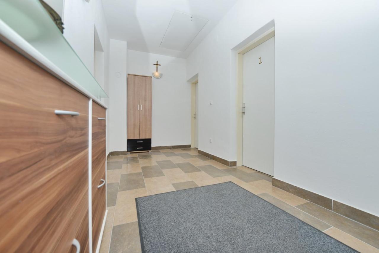 Apartmani L&R Bibinje Exterior photo