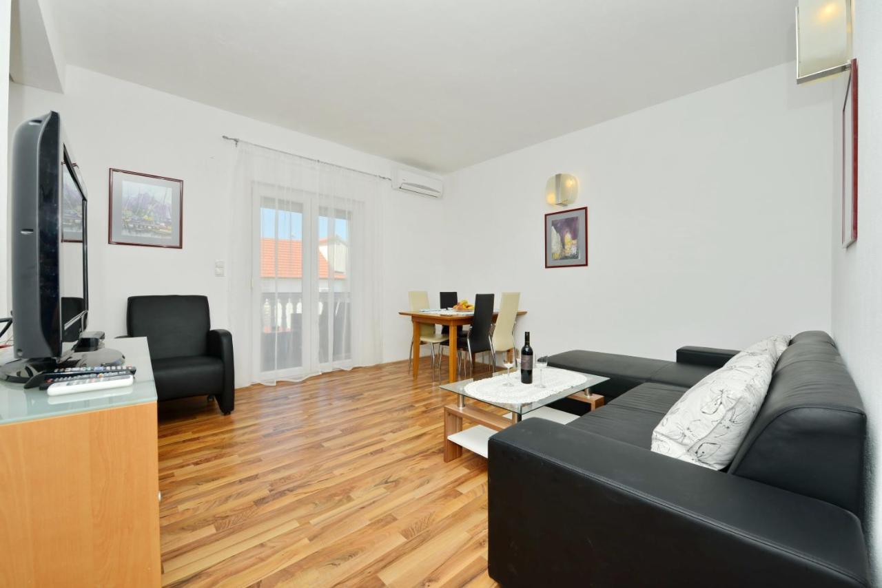 Apartmani L&R Bibinje Exterior photo